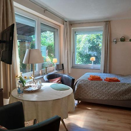 Gartenhaus Steffie Потсдам Екстериор снимка