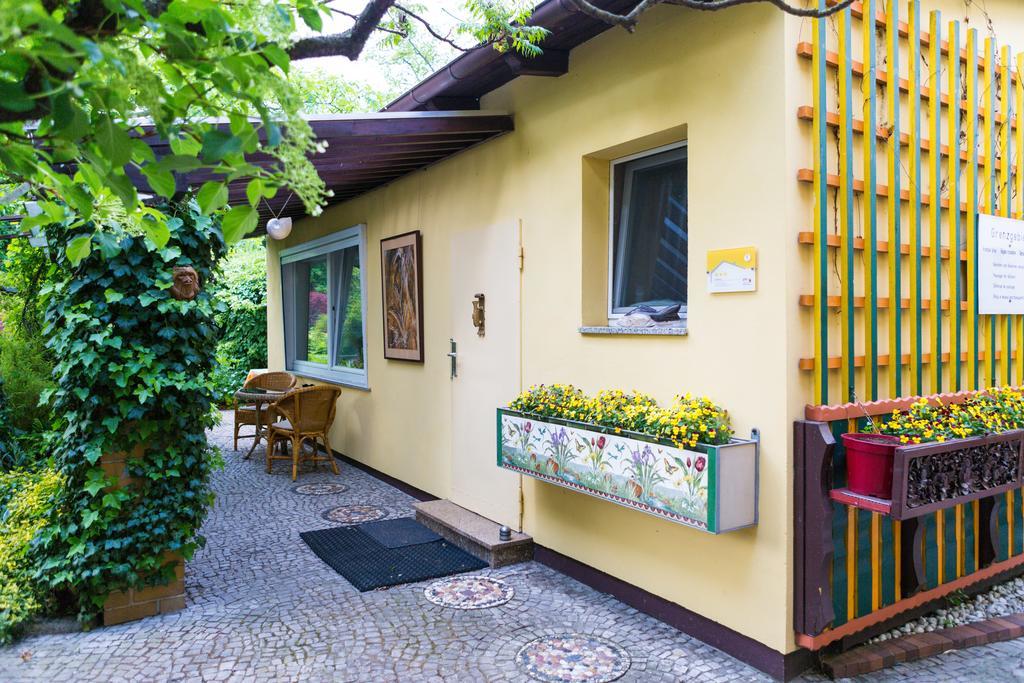 Gartenhaus Steffie Потсдам Екстериор снимка